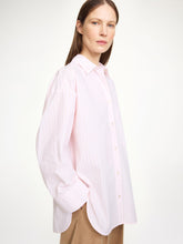 Indlæs billede til gallerivisning BY MALENE BIRGER DERRIS SHIRT PINK STRIPE
