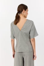 Indlæs billede til gallerivisning LEVETE ROOM, NELLY 2 BLOUSE LIGHT GREY
