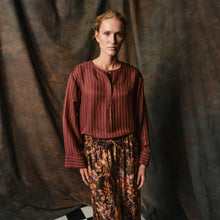 Indlæs billede til gallerivisning TAPIS NOIR, CARA SILK PANTS DARK OLIVE