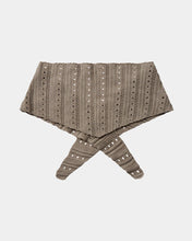 Indlæs billede til gallerivisning SOFIE SCHNOOR DINA SCARF LIGHT BROWN