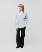 Indlæs billede til gallerivisning IVY OAK, EVE COTTON SHIRT BLUE STRIPE