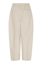 Indlæs billede til gallerivisning ANNE MI, VERA BARREL PANTS OATMEAL