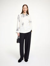 Indlæs billede til gallerivisning BY MALENE BIRGER ROSIANNAS SHIRT FLORAL PRINT