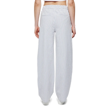 Indlæs billede til gallerivisning DRYKORN, CONSIDER PANTS STRIPE BLUE