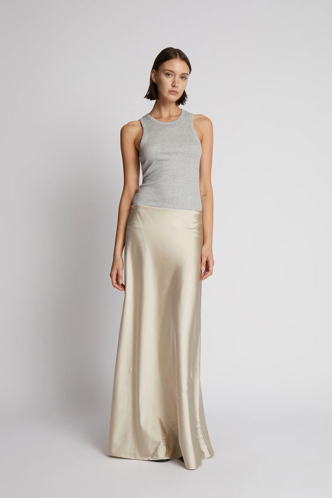 MUNTHE, PEACH TOP GREY