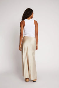 MUNTHE, PEACH TOP WHITE