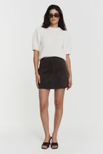 Indlæs billede til gallerivisning TWIST &amp; TANGO,  IRIS KNITTED TOP - OFF WHITE