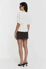 Indlæs billede til gallerivisning TWIST &amp; TANGO,  IRIS KNITTED TOP - OFF WHITE
