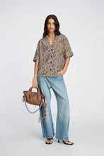 Indlæs billede til gallerivisning MUNTHE, USHI SHIRT LEOPARD