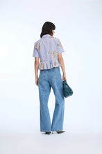 Indlæs billede til gallerivisning MUNTHE, NURIANA SHIRT, STRIPE WHITE