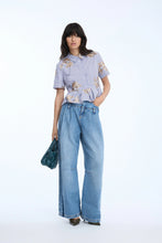 Indlæs billede til gallerivisning MUNTHE, NURIANA SHIRT, STRIPE WHITE