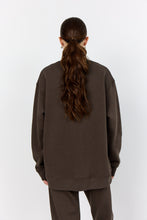 Indlæs billede til gallerivisning LEVETE ROOM NUKA 12 SWEAT BROWN