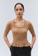 Indlæs billede til gallerivisning IVY OAK, FRANCIE TOP, DARK CAMEL