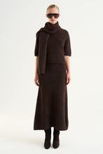 Indlæs billede til gallerivisning TWIST &amp; TANGO, MADINA SHORT SLEEVE KNIT MOCHA BROWN