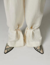 Indlæs billede til gallerivisning DAY, BELLE PANTS OFF WHITE