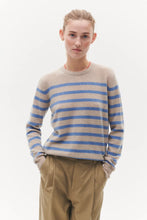 Indlæs billede til gallerivisning BETA, BIBI STRIPED O-NECK SAND/BLUE