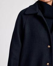 Indlæs billede til gallerivisning GAI &amp; LISVA, BITTEN WOOL JACKET MIDNIGHT BLUE