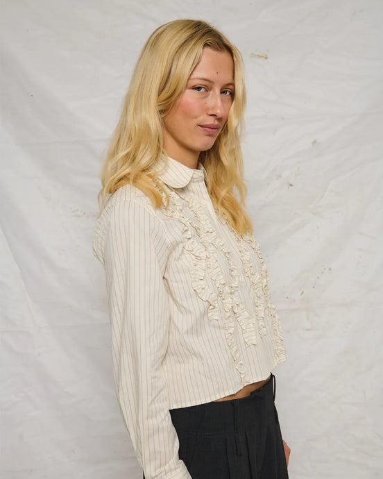 LA ROUGE CANDY CROPPED SHIRT  SAND