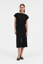 Indlæs billede til gallerivisning MARK TAN, DANDARA CREPE DRESS BLACK
