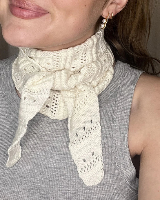 SOFIE SCHNOOR, DINA SCARF OFFWHITE