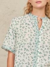 Indlæs billede til gallerivisning M.A.B.E EDIE PRINT TOP GREEN