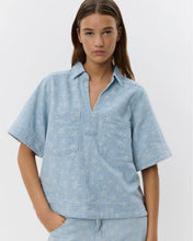 Indlæs billede til gallerivisning SOFIE SCHNOOR, GIANNA BLOUSE LIGHT BLUE