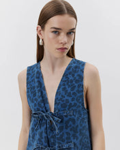 Indlæs billede til gallerivisning SOFIE SCHNOOR, INGRID DRESS LEO DENIM BLUE