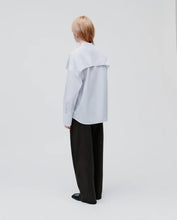 Indlæs billede til gallerivisning IVY OAK, EVE COTTON SHIRT BLUE STRIPE