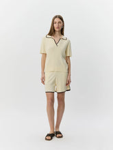 Indlæs billede til gallerivisning SOFIE SCHNOOR, JAMIE KNIT POLO OFF WHITE