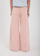 Indlæs billede til gallerivisning NORR. KENZIE WIDE JEANS LIGHT PINK