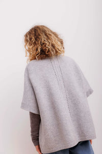 BETA, KRISTEL SHORT CAPE GREY MELANGE