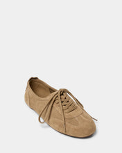 Indlæs billede til gallerivisning SOFIE SCHNOOR, NADIE SNEAKER BEIGE/LATTE