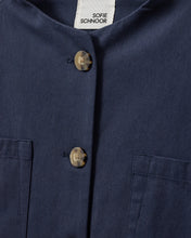 Indlæs billede til gallerivisning SOFIE SCHNOOR, PALOMASW CAPE - NAVY BLUE