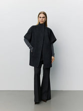 Indlæs billede til gallerivisning SOFIE SCHNOOR, PALOMINASW CAPE - DARK GREY