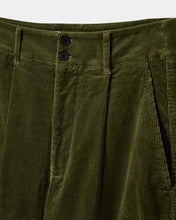Indlæs billede til gallerivisning SOFIE SCHNOOR, WORA BAGGY CORDUROY TROUSERS, OLIVE GREEN