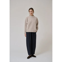 Indlæs billede til gallerivisning ANNE MI, FLORA BARREL PANTS, DARK NAVY