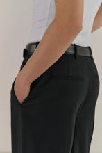 Indlæs billede til gallerivisning HERMAN, CLASSIC WIDE LEG NAVY